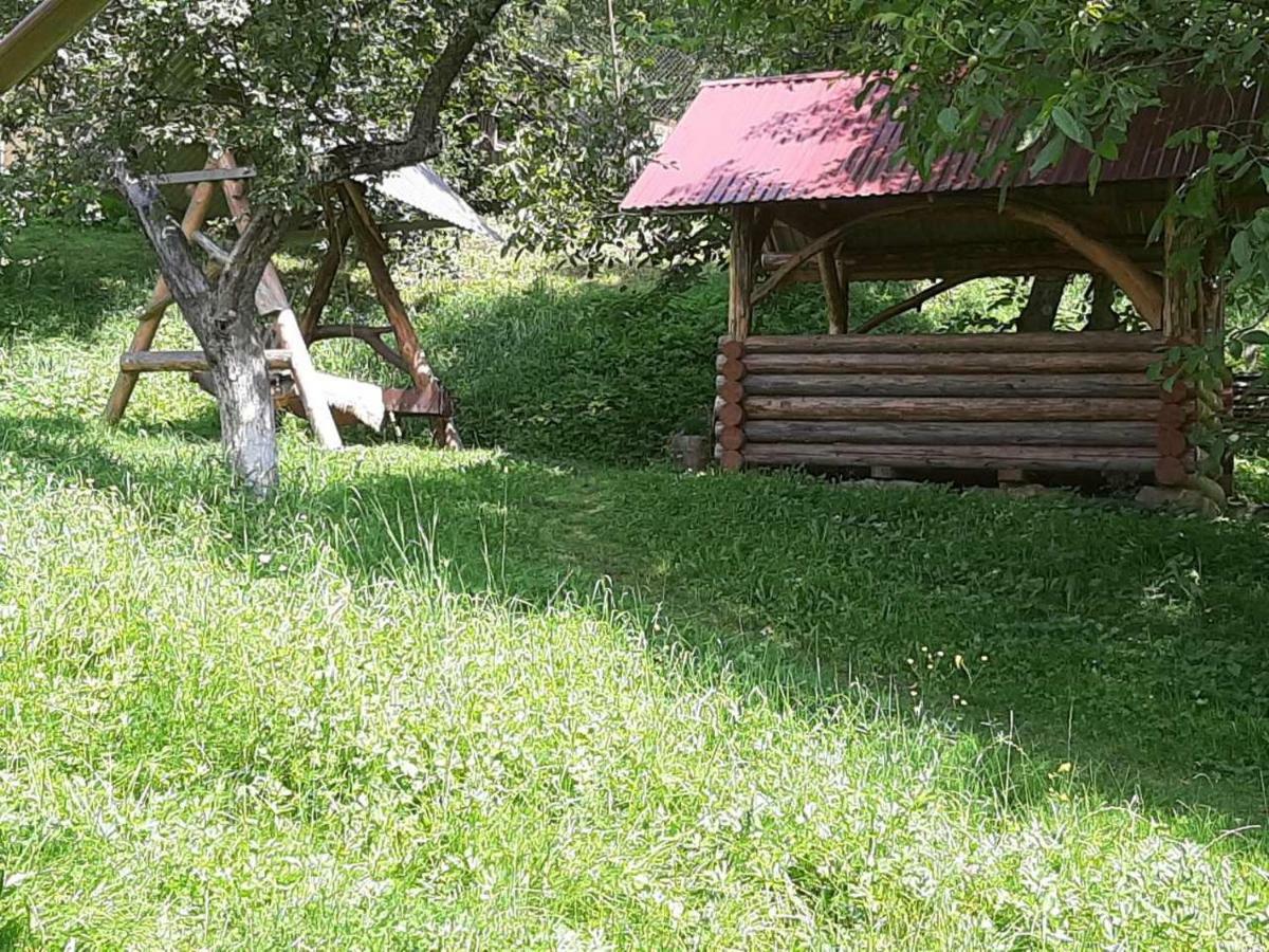 Котедж "Барвінок" Verkhovijna Eksteriør bilde